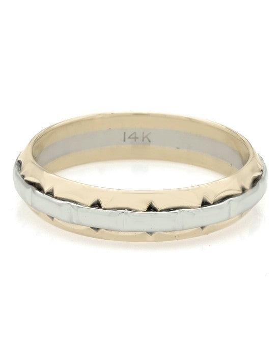 Gentleman's Notched Wedding Band