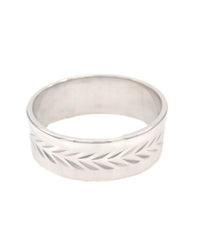 Gentlemans Folate Motif Concave Ring