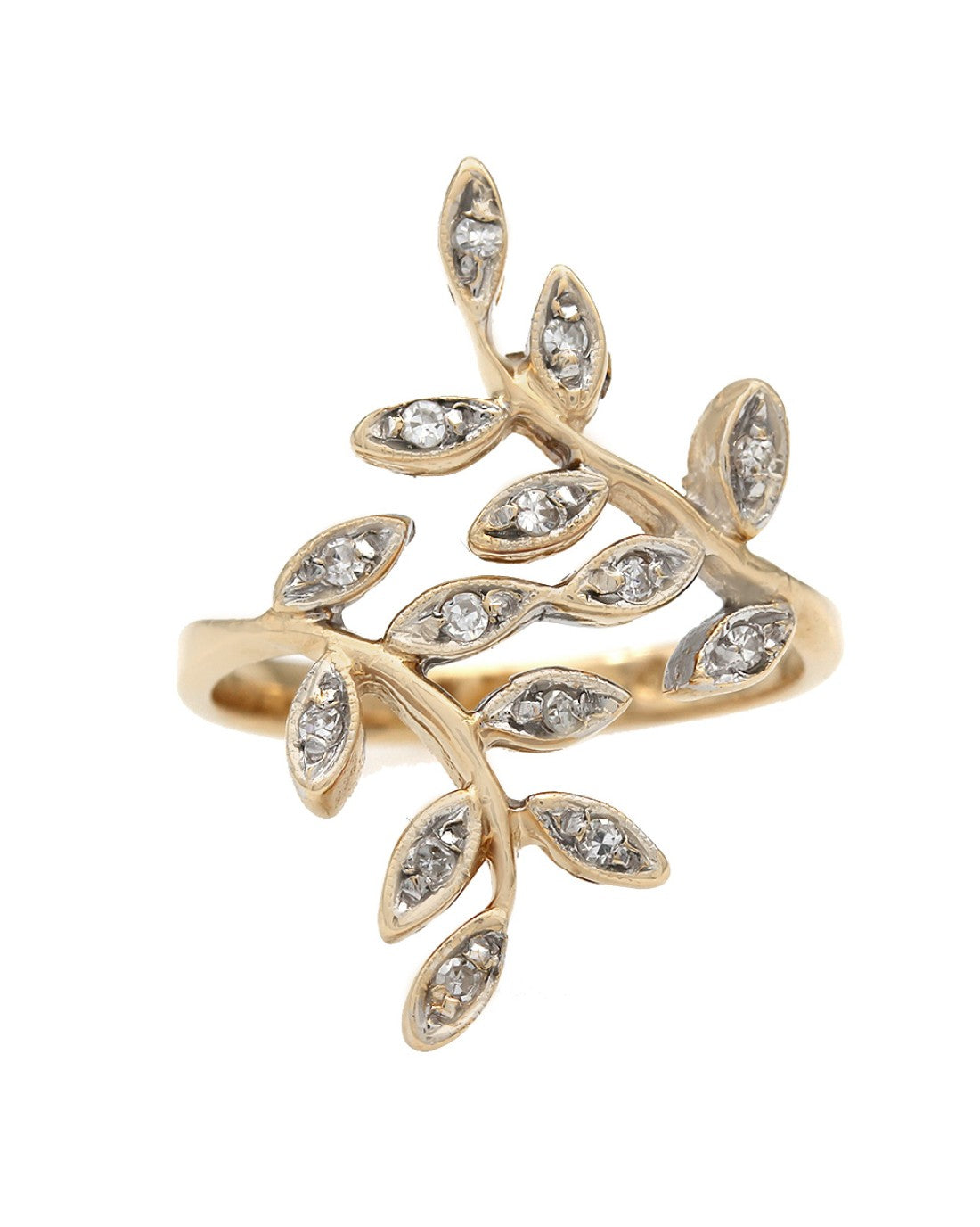 Diamond Bypass Folate Motif Ring