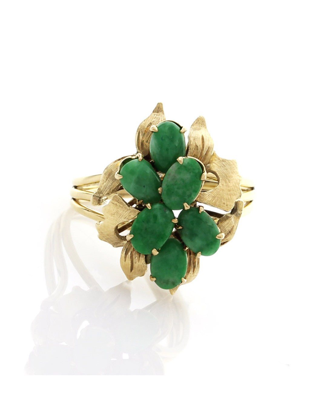 Jade Flower Motif Ring in Gold
