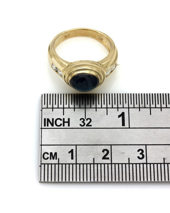 Sapphire Cabo and Diamond Ring in Yellow Gold