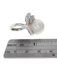 Mabe Pearl and Diamond Fashion Ring