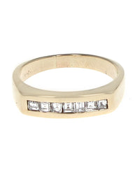 Horizontal Top Diamond Band in Gold
