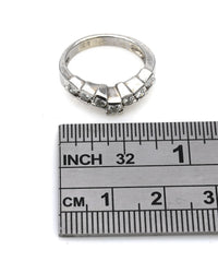 Staggered Diamond Ring in White Gold