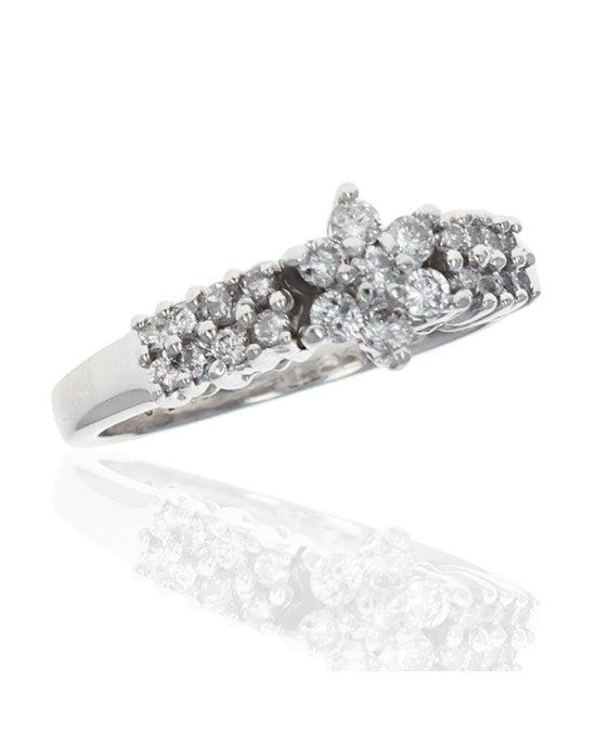 Diamond Star Ring in Platinum