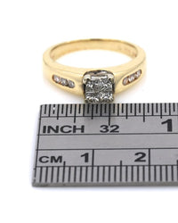 Princess and Round Diamond Engagement Ring in Yellow Gold