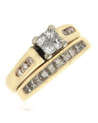 Princess and Round Diamond Engagement Ring in Yellow Gold