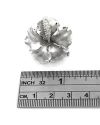 Diamond Large Flower Ring in White Gold