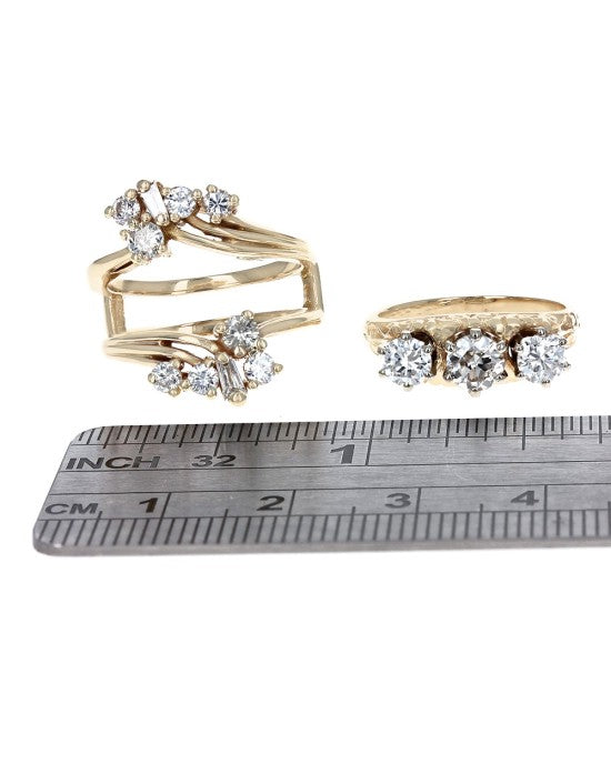 Diamond Scroll Accent Wedding Set in Yellow Gold