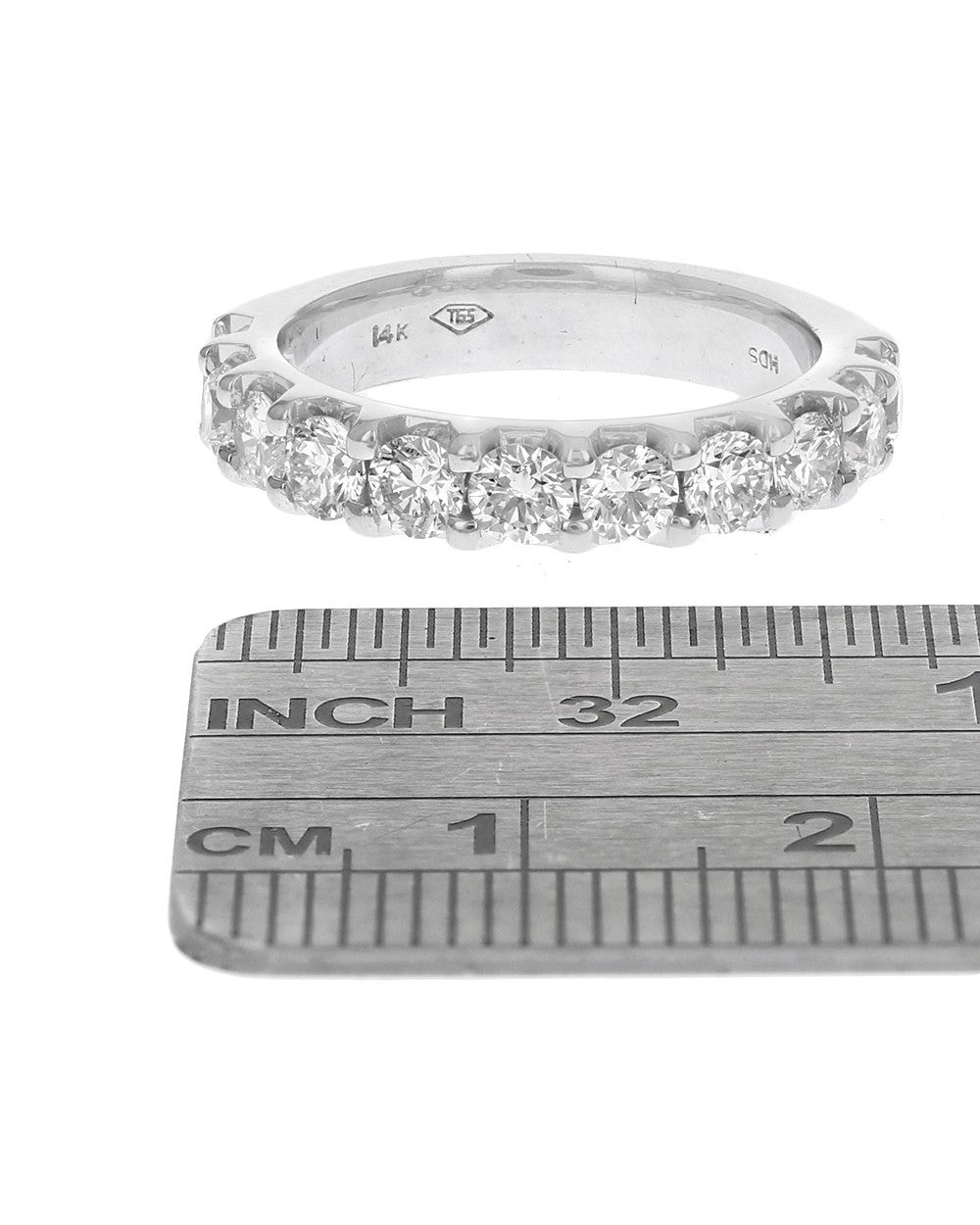 Shared Prong Round Diamond Band