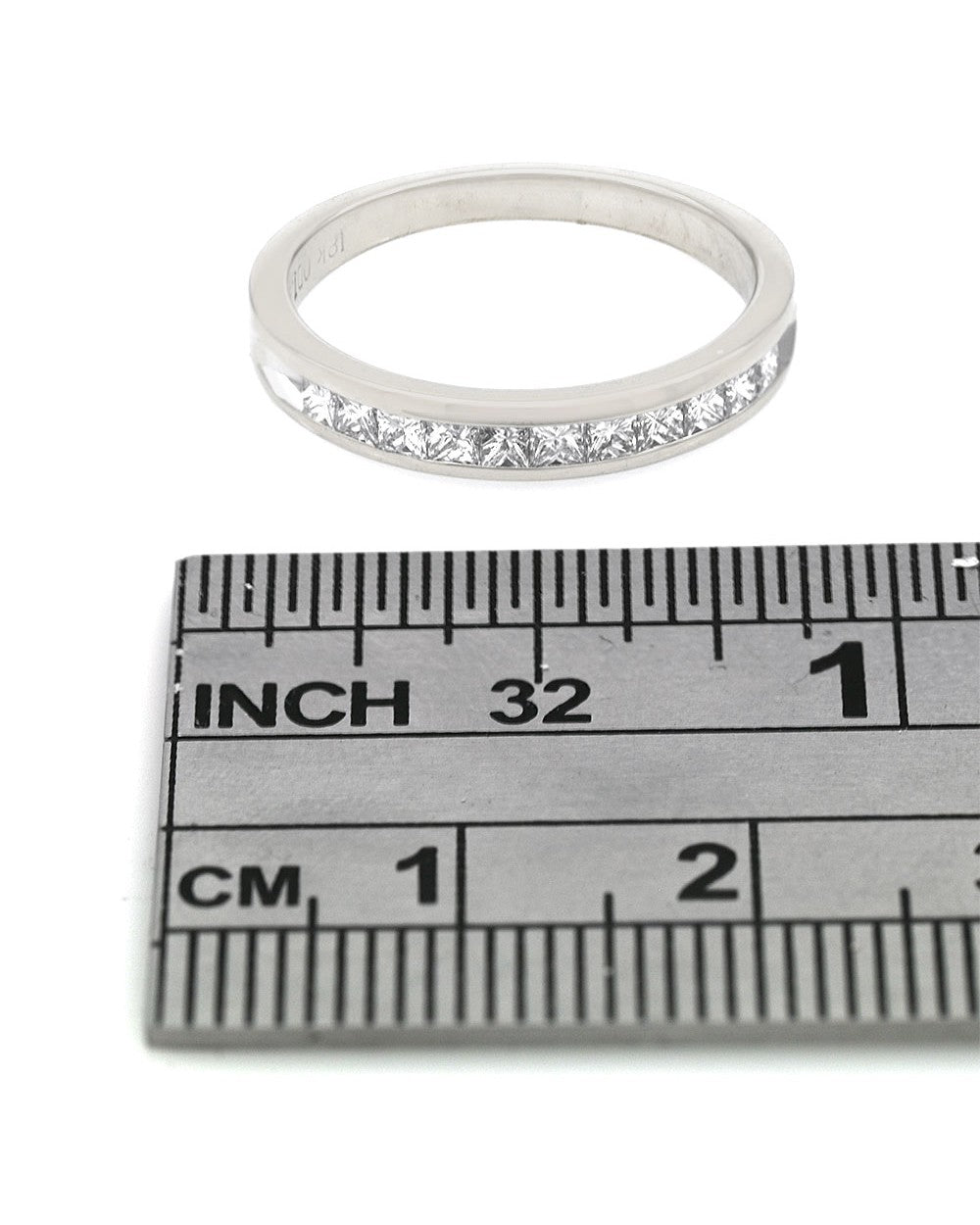 Princess Diamond Band in Gold