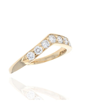 Diamond Chevron Ring in Yellow Gold