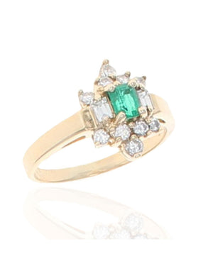 Emerald and Diamond Cluster Ring in Yellow Gold