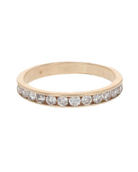 Round Diamond Band in Yellow Gold