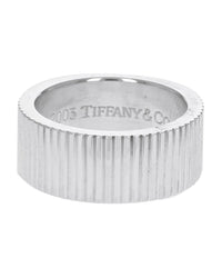 Coin Edge Band in Silver