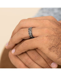 Gentlemen's Duck Camo Comfort Fit Band in Grey Tantalum