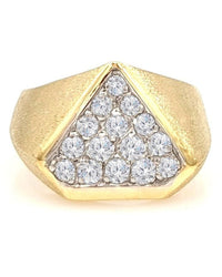 Diamond Design Ring in Yellow Gold