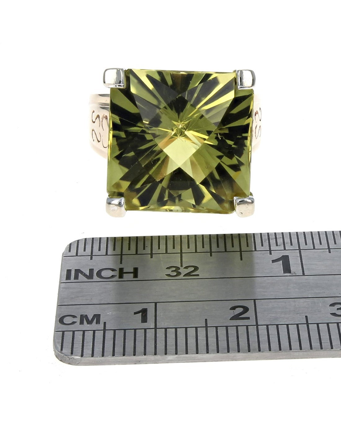 2 Tone Lemon Quartz Ring