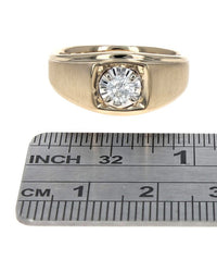 Gentlemen's Diamond Solitaire Ring in Yellow Gold