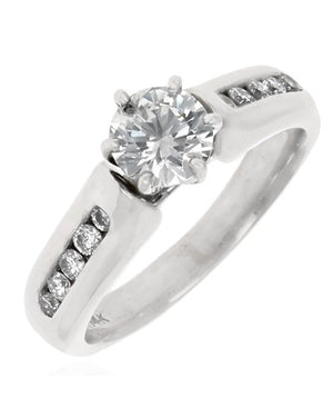 Round Diamond Engagement Ring in White Gold