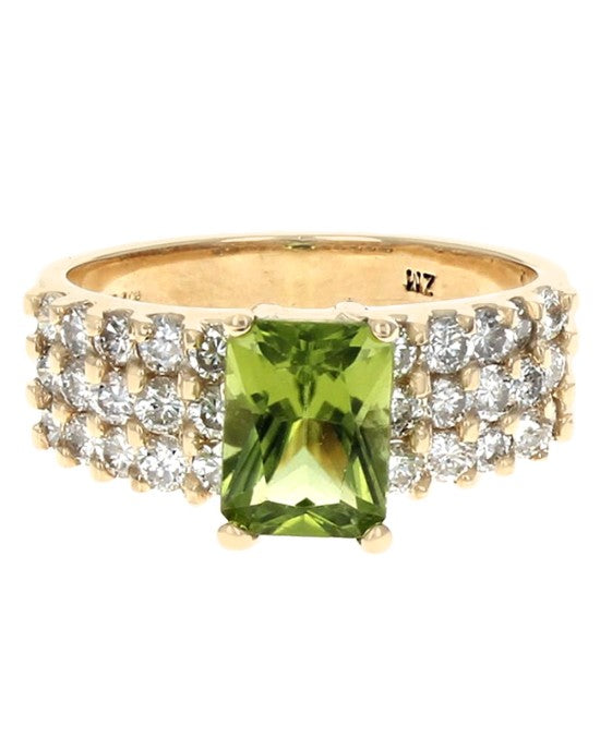Peridot and 3 Row Diamond Shoulder Ring in Yellow Gold