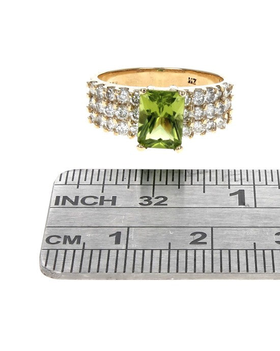 Peridot and 3 Row Diamond Shoulder Ring in Yellow Gold