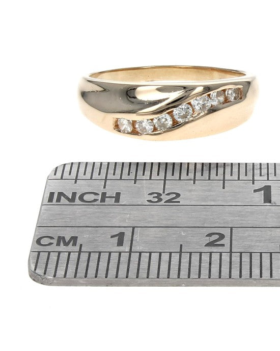 Diagonal Channel Set Diamond Tapered Ring in Yellow Gold