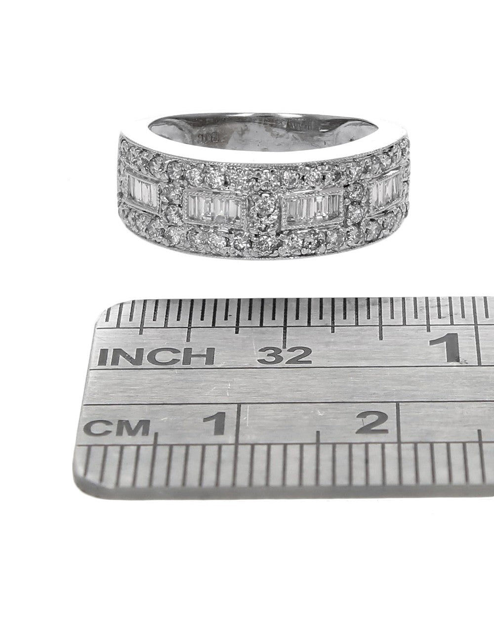 Diamond Milgrain Accent Tapered Ring in White Gold