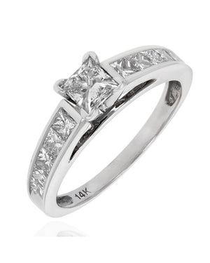 Princess Diamond Engagement ring in White Gold