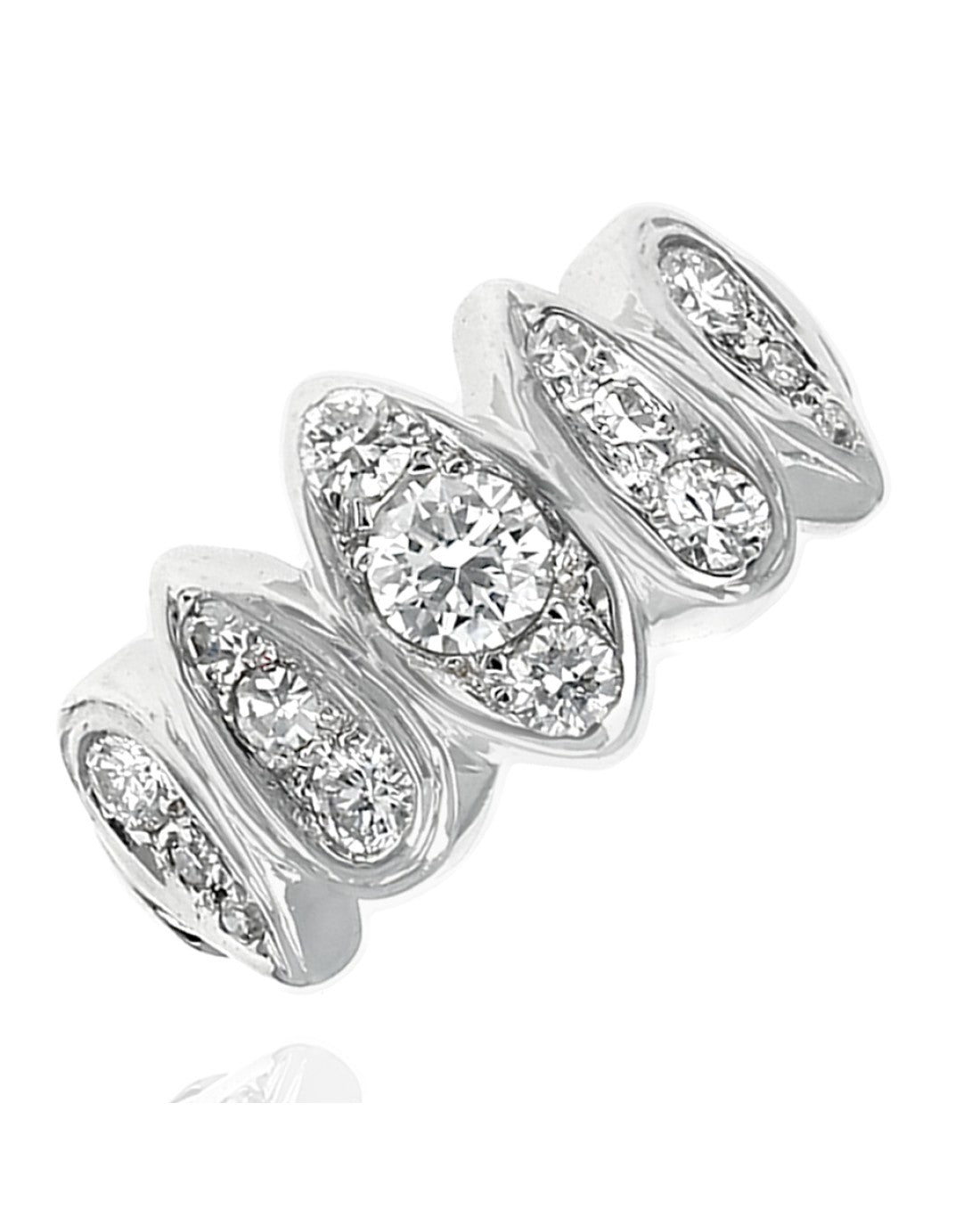 European Diamond Graduated Set Tapered Band