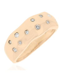 Diamond Curvy Edge Ring in Yellow Gold