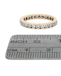 Round Diamond Eternity Band in Yellow Gold