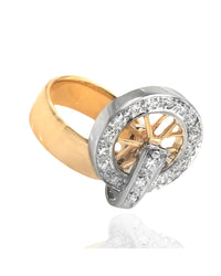 Diamond Wheel Spinner Ring in Gold
