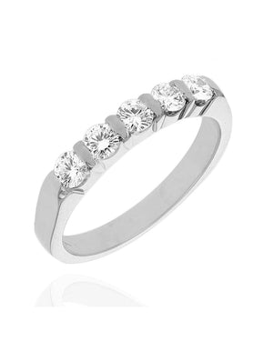 Round Diamond Ring in White Gold