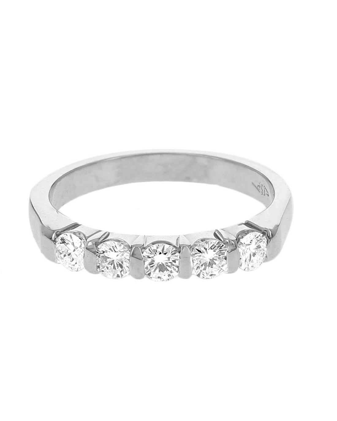 Round Diamond Ring in White Gold