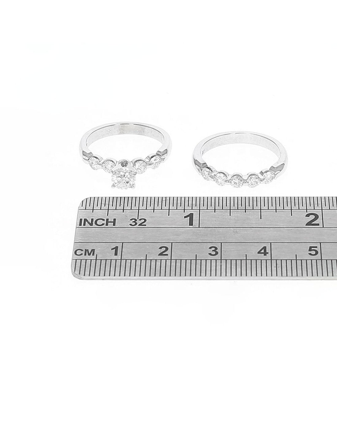 Round Brilliant Diamond Solitaire Round Diamond Engagement Ring