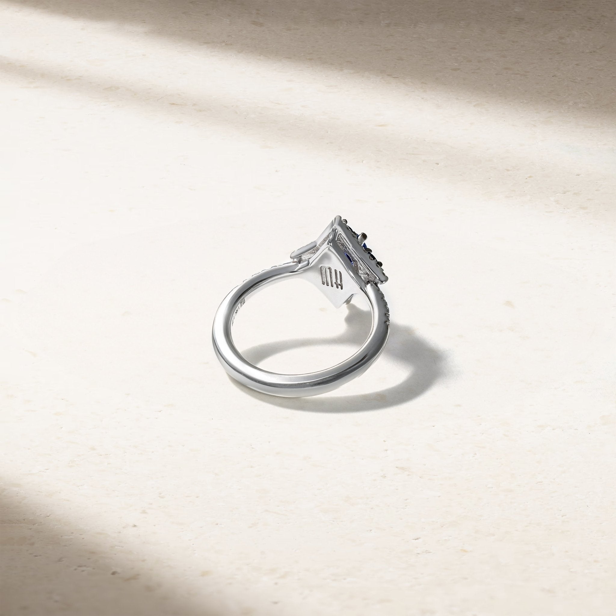 Notte Sapphire and Diamond Ring