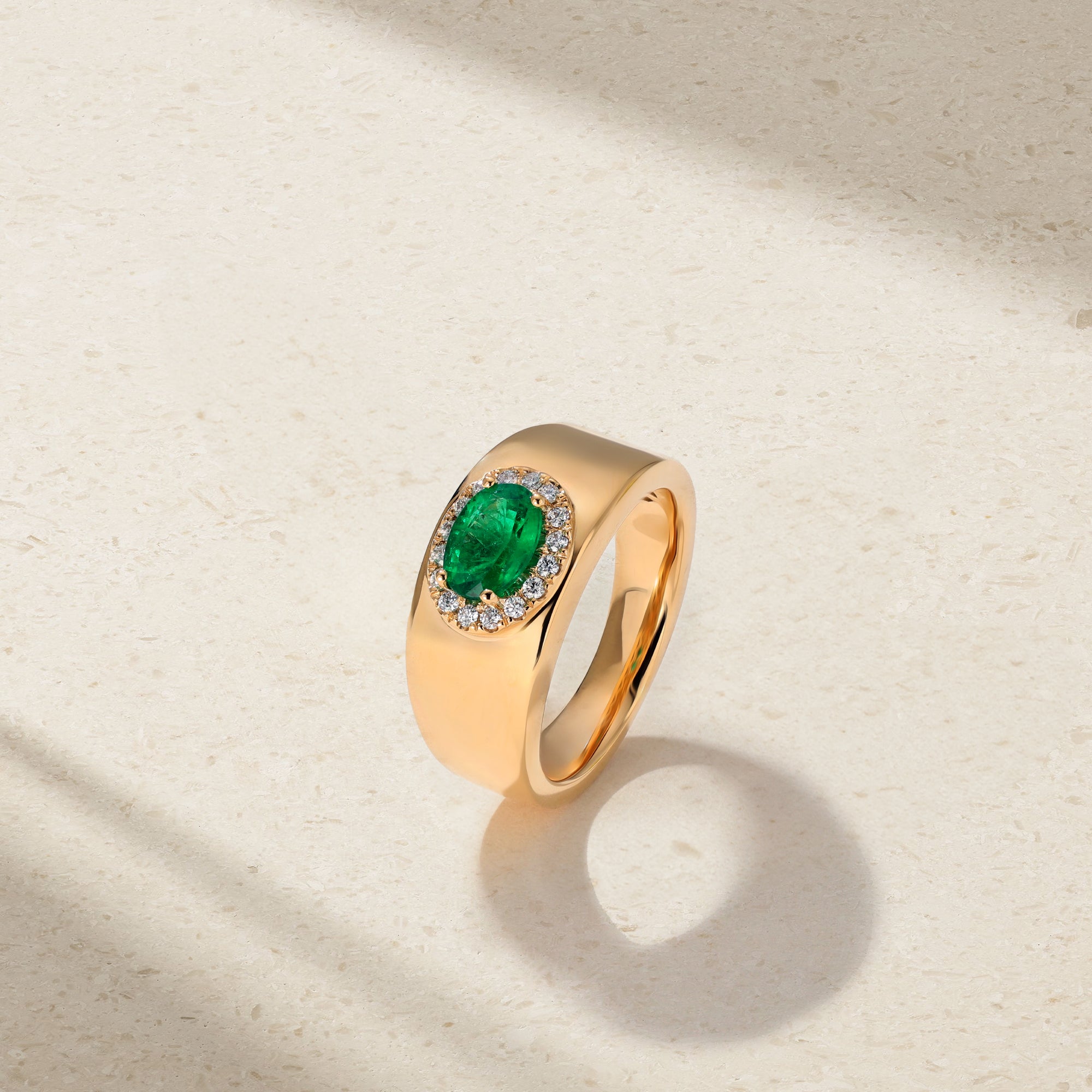 Heirloomed Oval Emerald Cigar Band