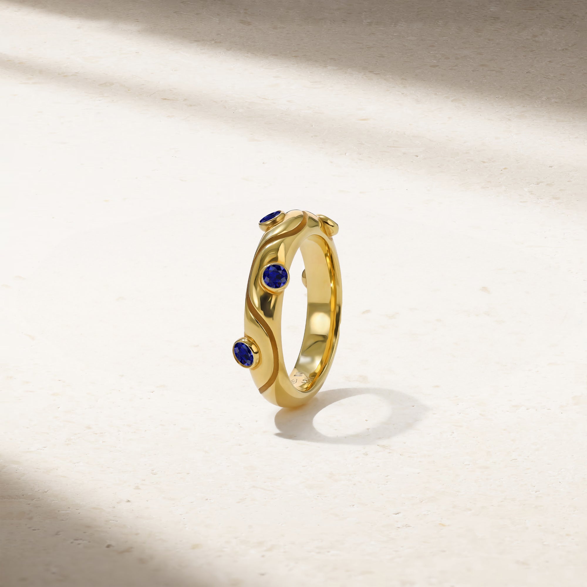 Riva Crest Sapphire Ring