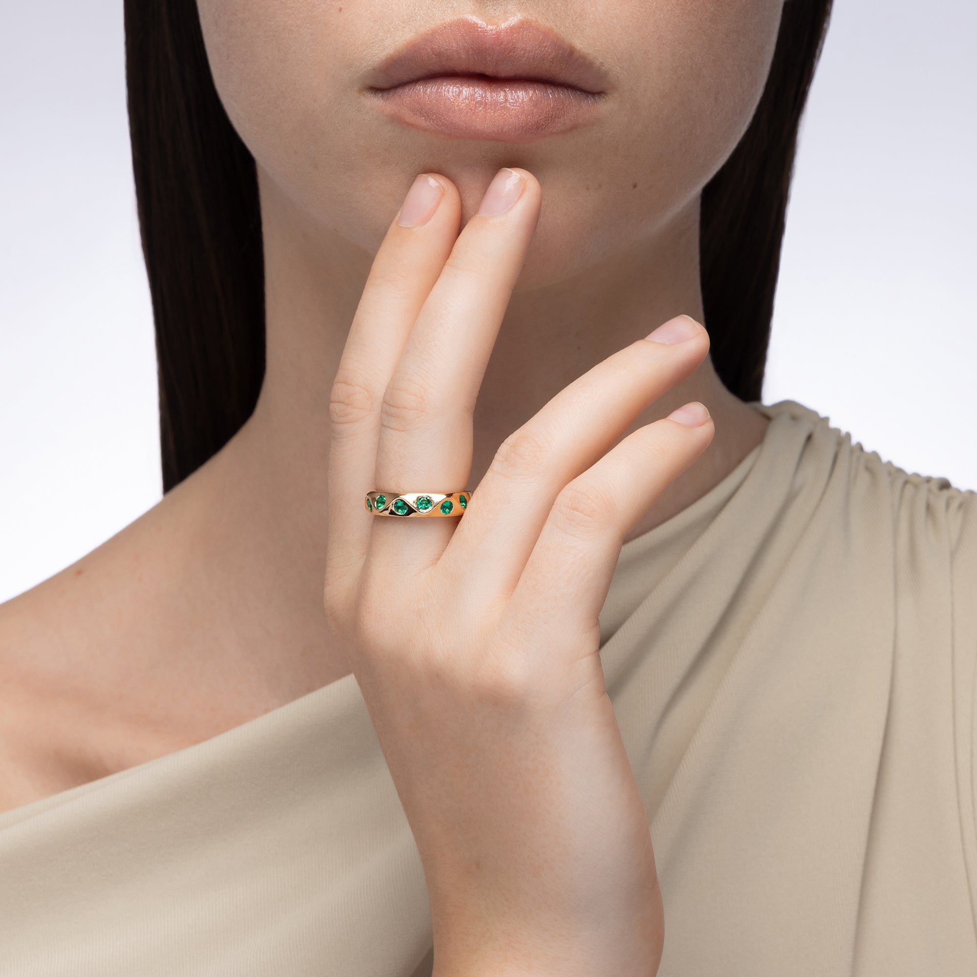 Sculpted Emerald Wave Ring
