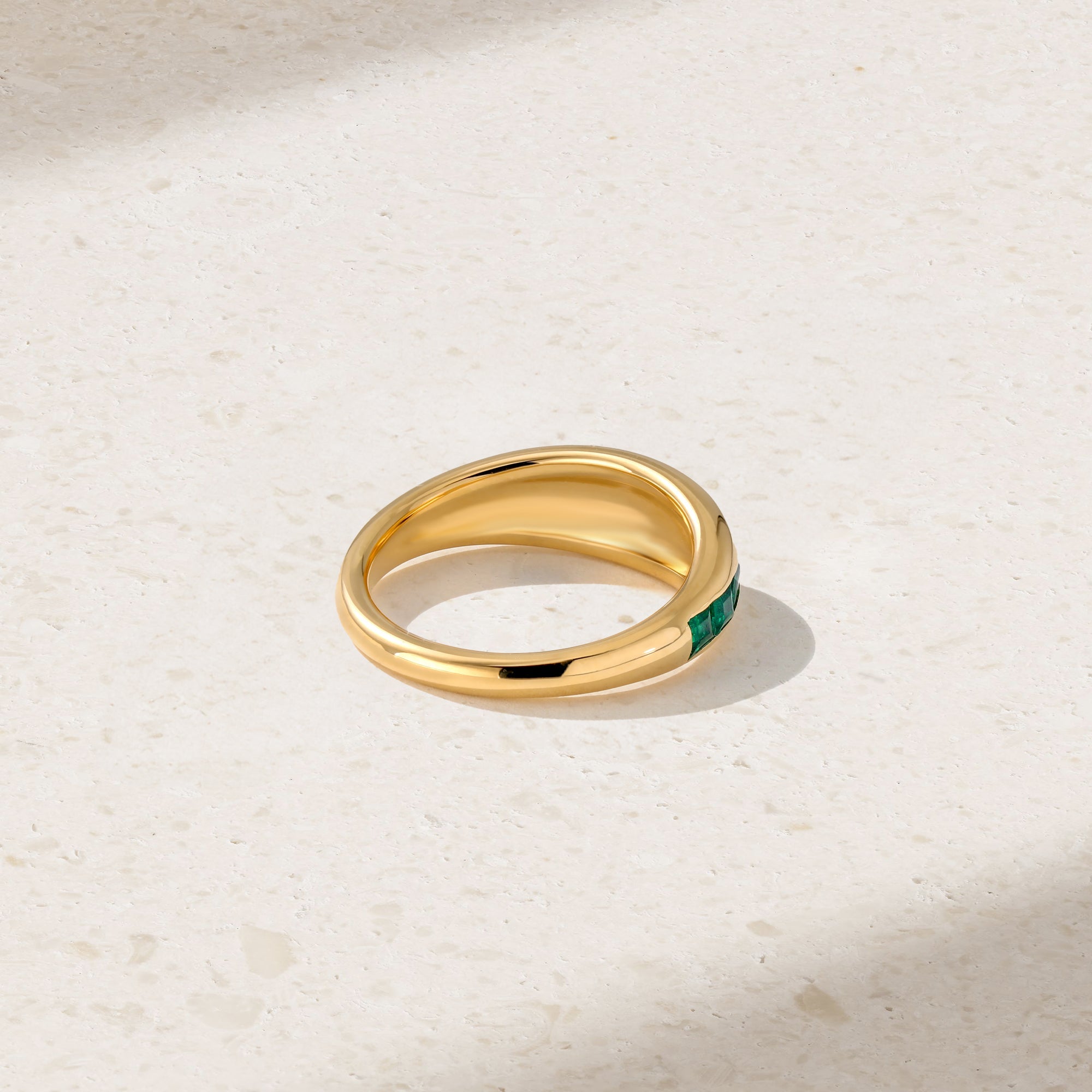 Aurora Emerald Ring
