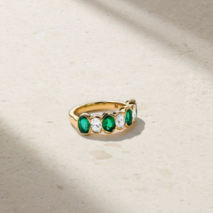 Sculpted Oval Emerald and Diamond Alternating Band