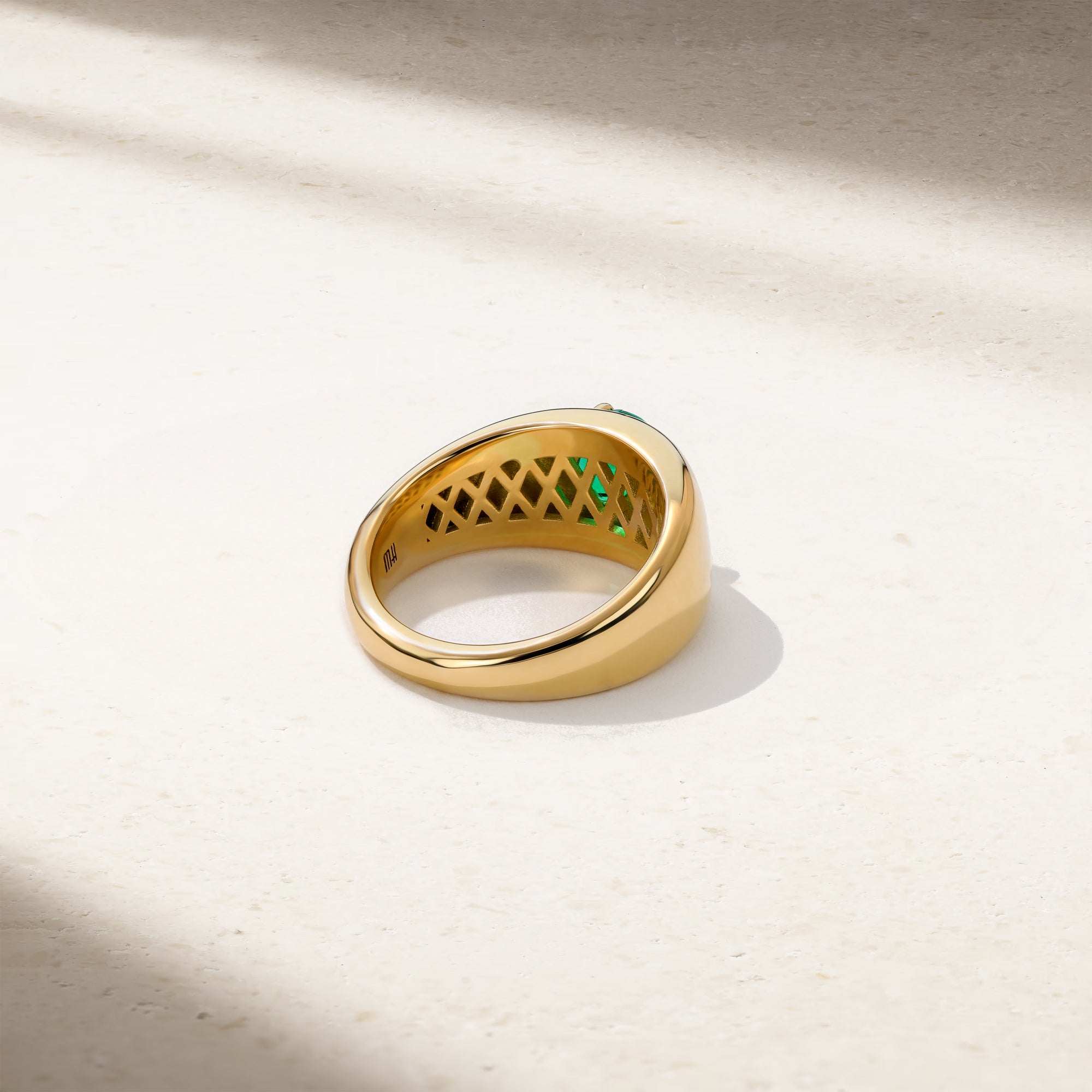 Aurum Emerald Crescent Cigar Band