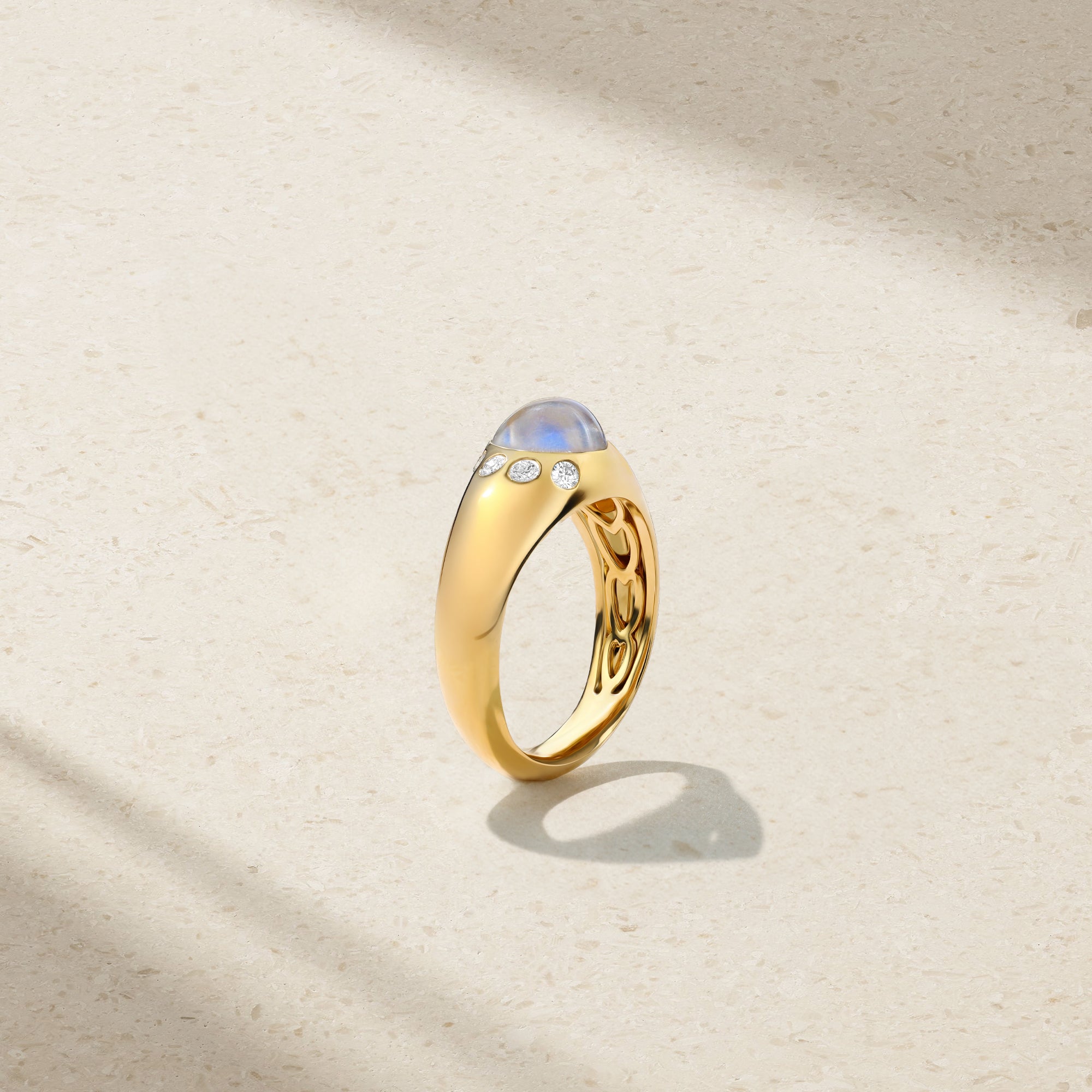 Gumdrop Moonstone Cigar Band