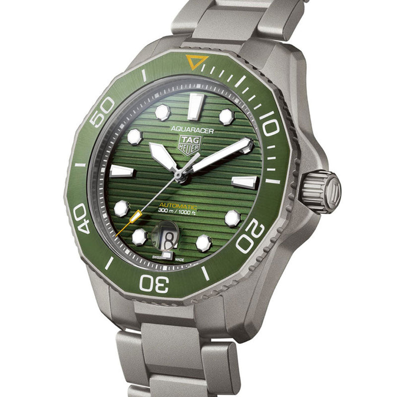 Tag Heuer Aquaracer Professional 300 Date 43mm Titanium WBP208B