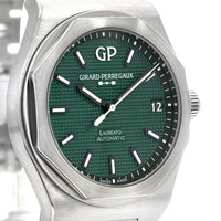 Girard-Perregaux Laureato 42MM 81010-11-3153-1CM