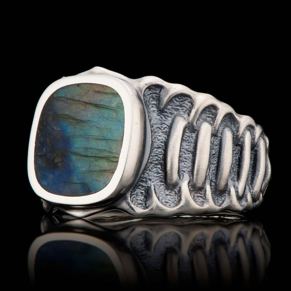 William Henry Echelon Sterling Silver Labradorite Inlay Ring