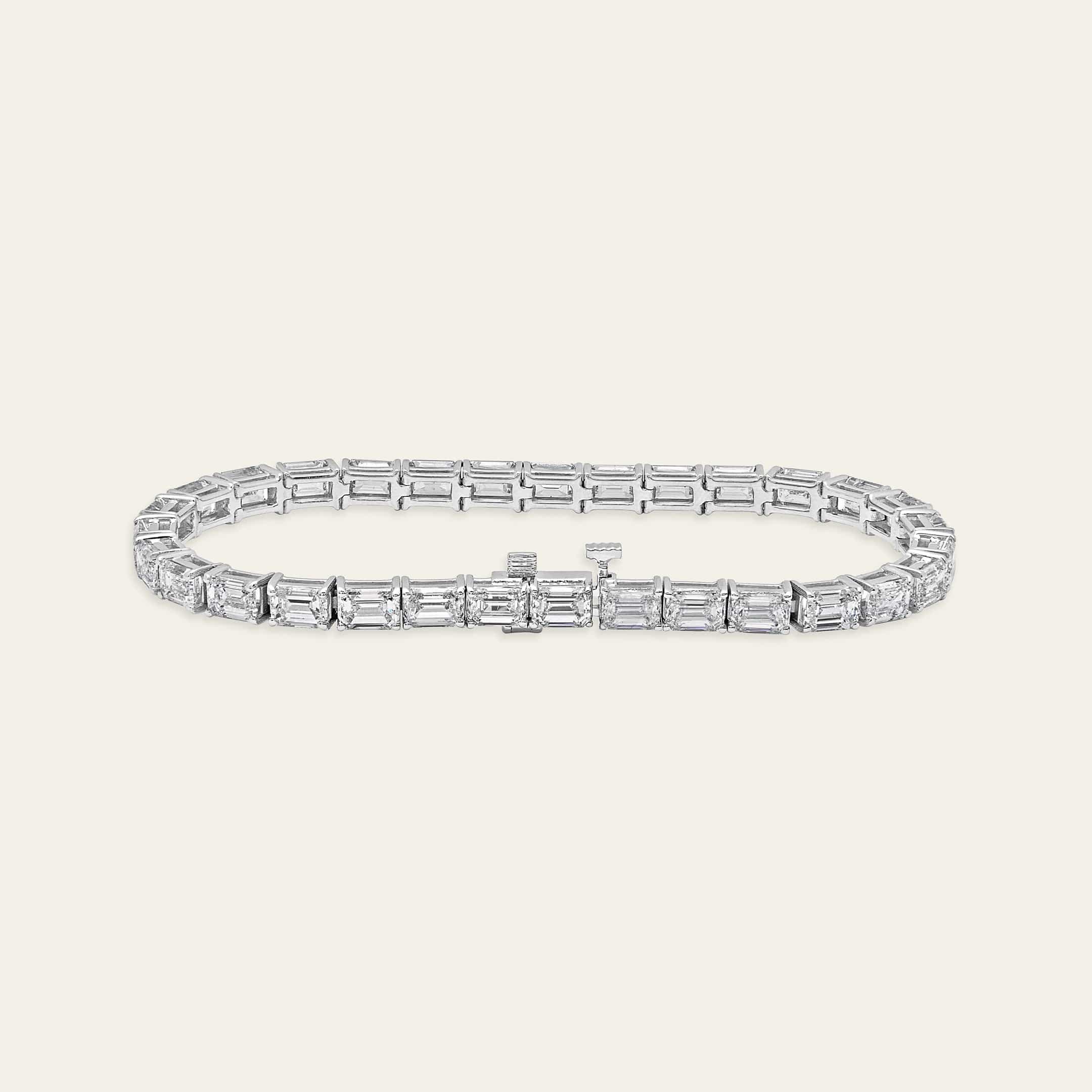 Alya 13 Carat Emerald Cut Diamond Bracelet