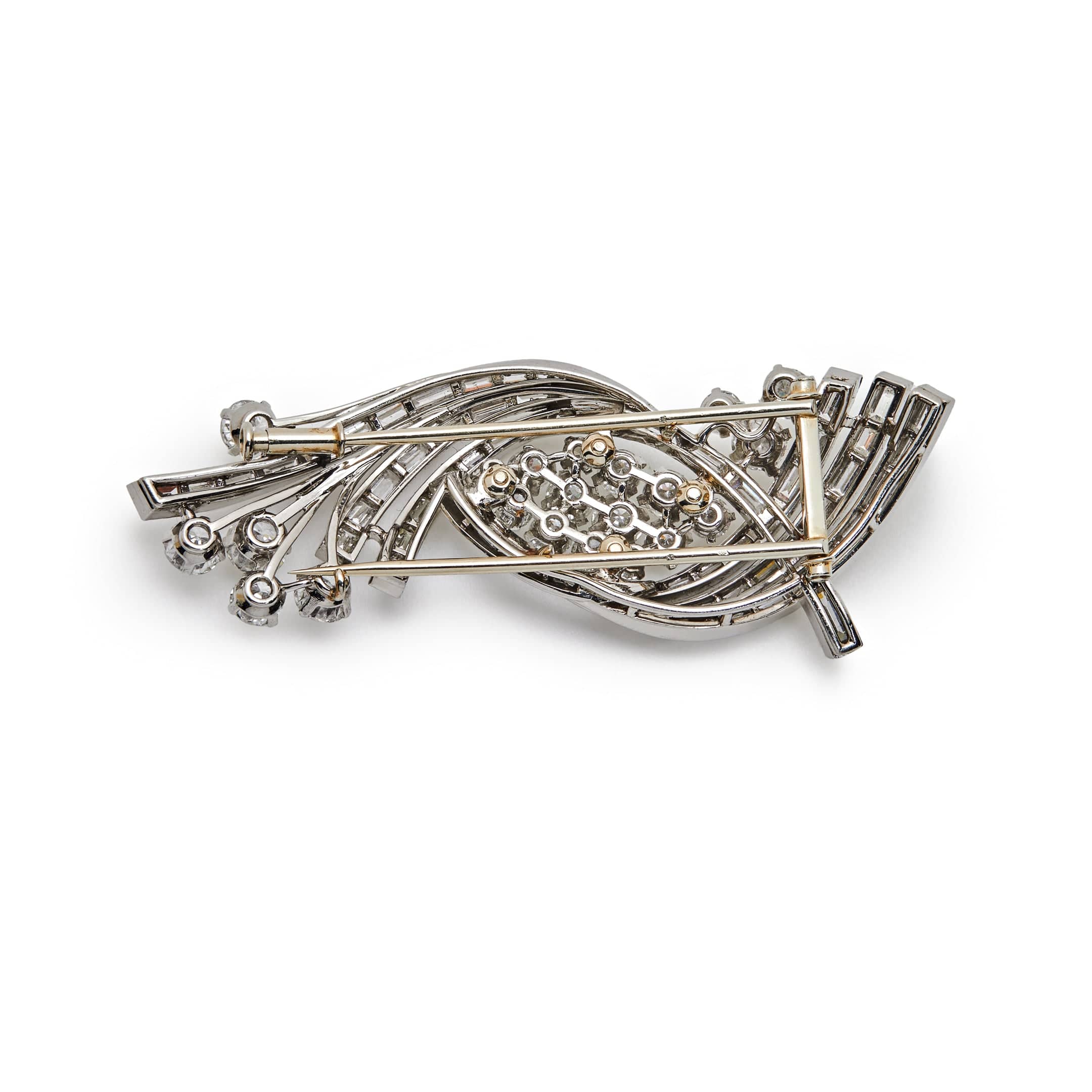 That’s a Wrap Vintage Brooch
