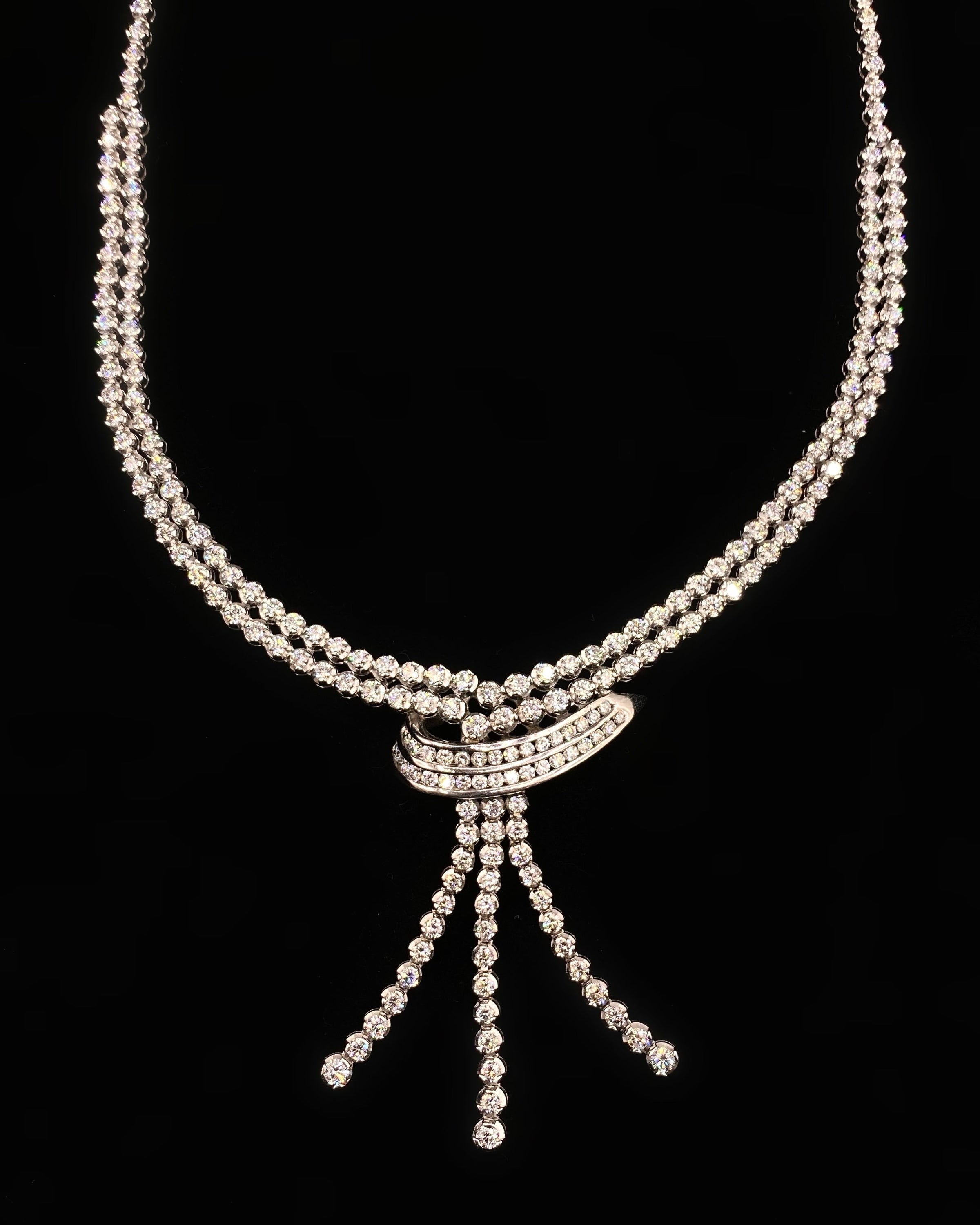 15.00ct. Diamond Necklace Set In 18K White Gold, Round Brilliant Cut